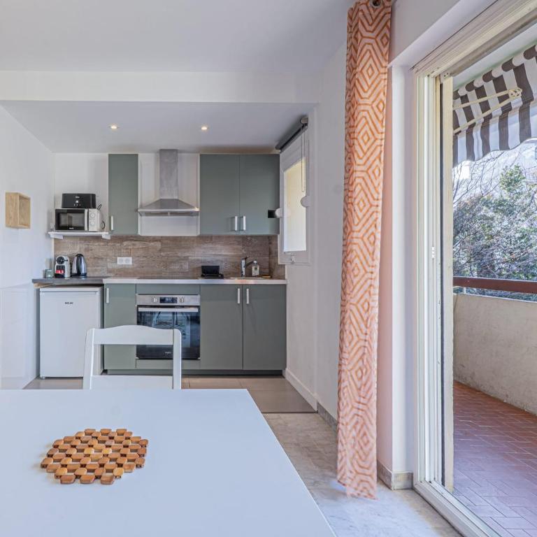 Studio avec balcon et parking proche plages - Studio - 4