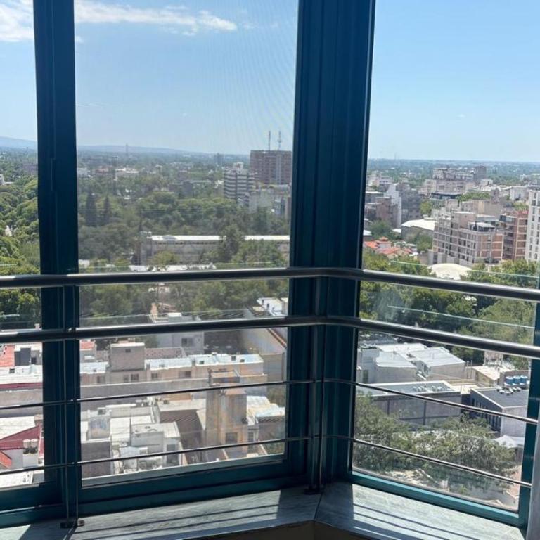 ESPECTACULAR VISTA panorámica en el centro de Mendoza - One-Bedroom Apartment - 23