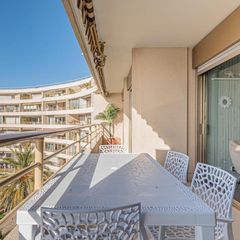 Elégant 2 pièces - accès mer direct vue splendide - Appartement - 10