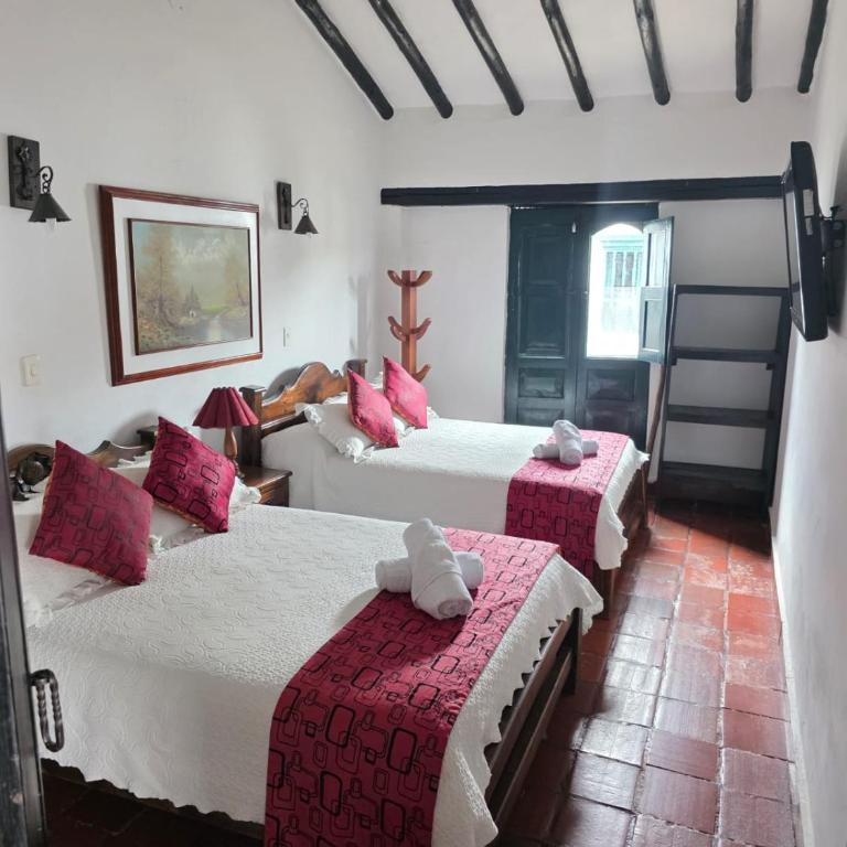 El Hotel Don Paulino - Triple Room - 1