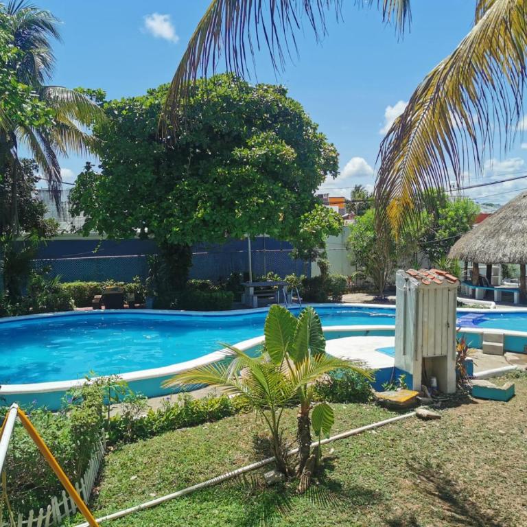Bonito alojamiento con alberca en Cancún - Apartamento de 1 dormitorio - 11