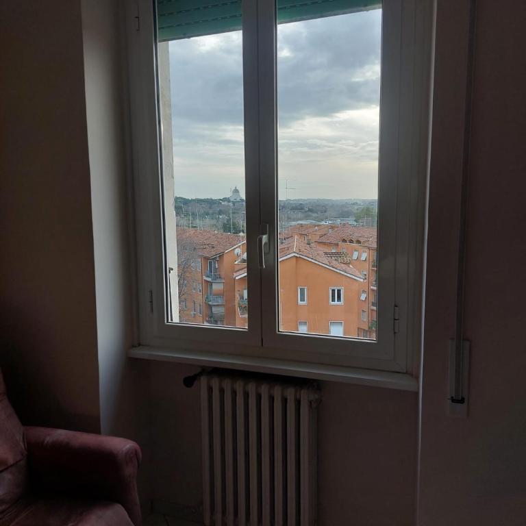 Rome View Apartment - Three-Bedroom Apartment - 39