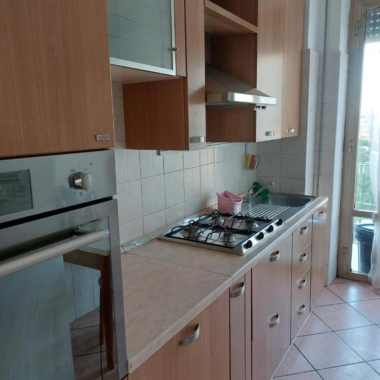 Rome View Apartment - Three-Bedroom Apartment - 15