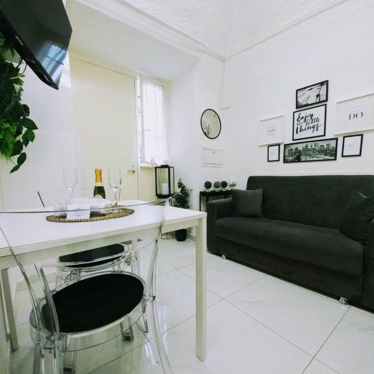 Marinella House Napoli centro Piazza Dante - Monolocale Superior - 75