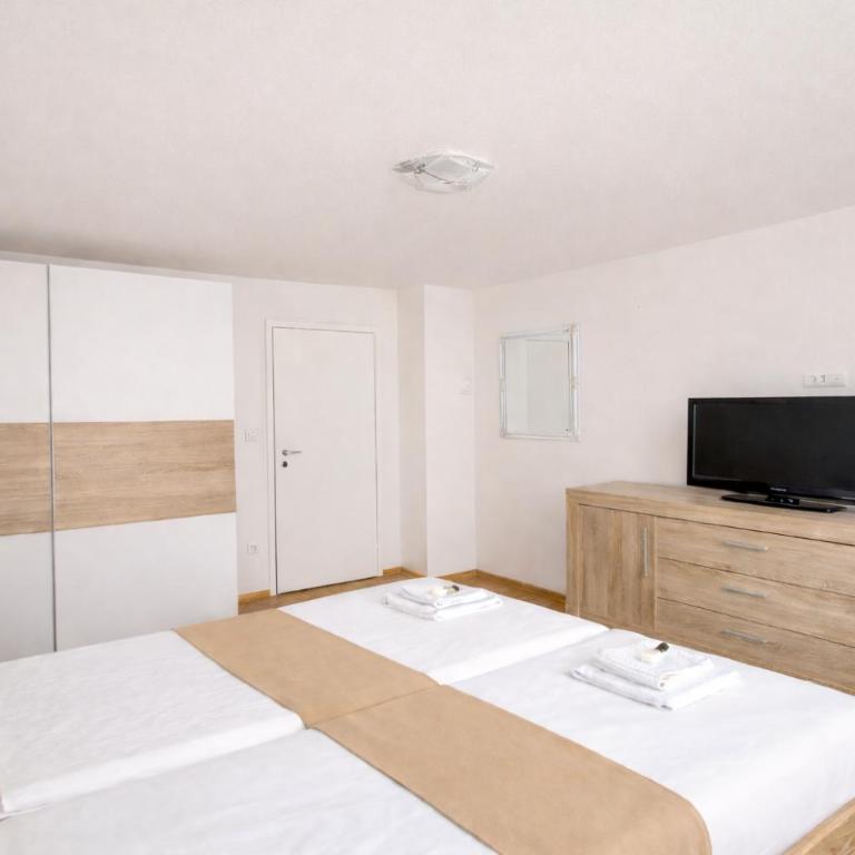 Old Square Apartment - Old Town - One-Bedroom Apartment - 16