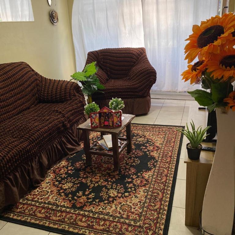 Central 3 minutes from Plaza de Armas by car - Three-Bedroom Apartment - 1