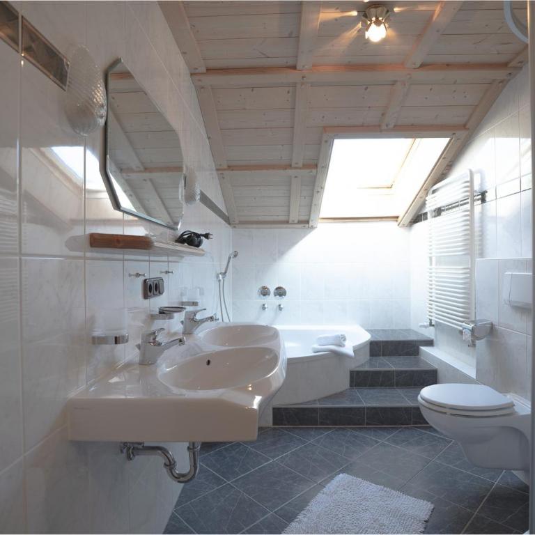 Landhaus Waibel - Apartment - 13