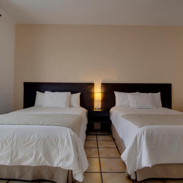 Hotel Punto 79 - Habitación Doble - 2 camas dobles - 6