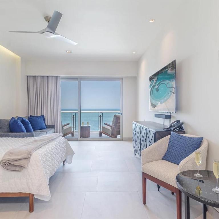 Beachfront Luxury Studio - Studio with Ocean View - 1