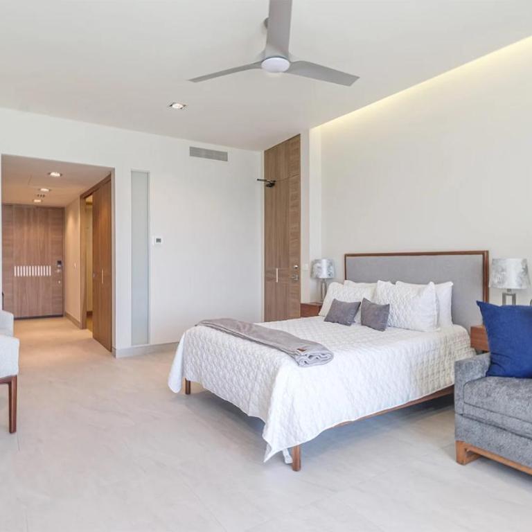 Beachfront Luxury Studio - Studio with Ocean View - 3