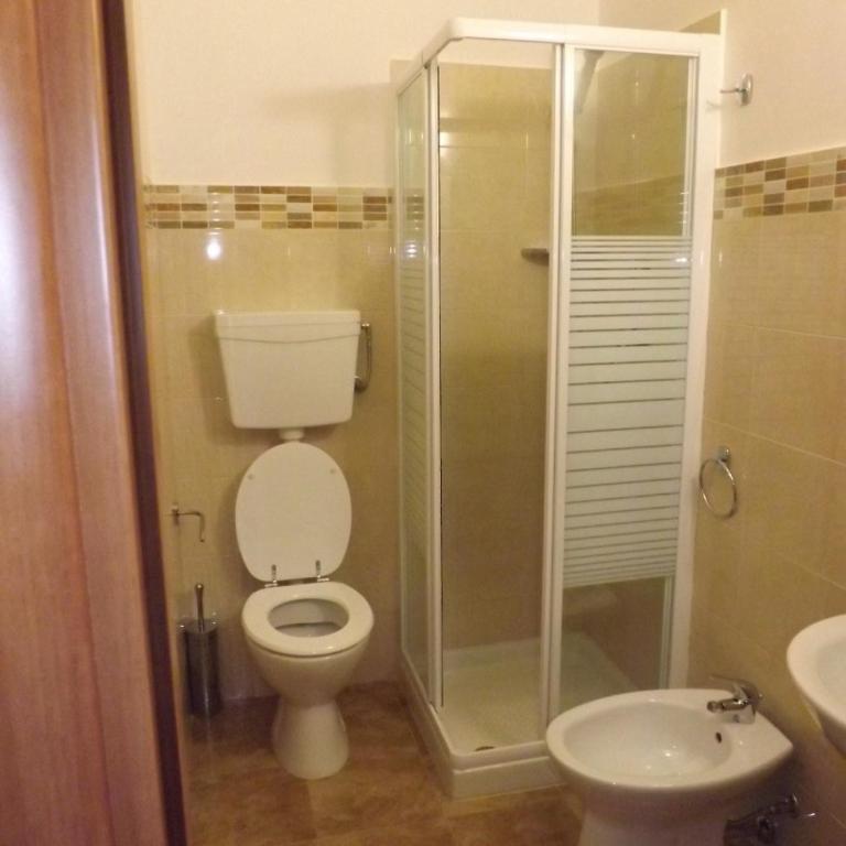 Bed And Breakfast Il Subacqueo - Family Room with Balcony - 7