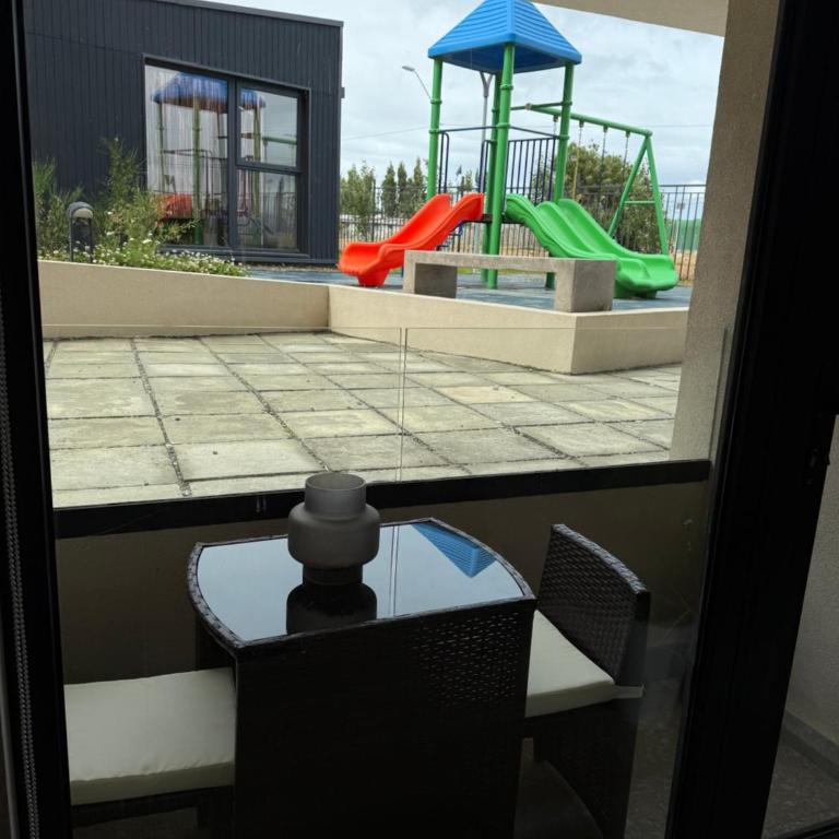 GARAN AIKE Shelter and style in front of Canal Señoret - Two-Bedroom Apartment - 88