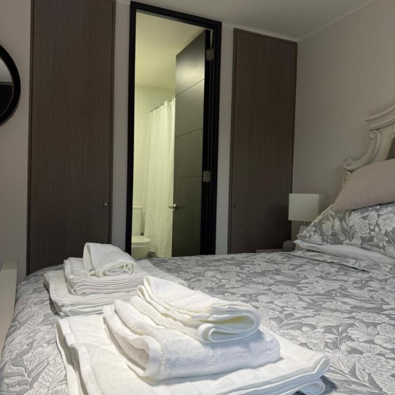 GARAN AIKE Shelter and style in front of Canal Señoret - Two-Bedroom Apartment - 38