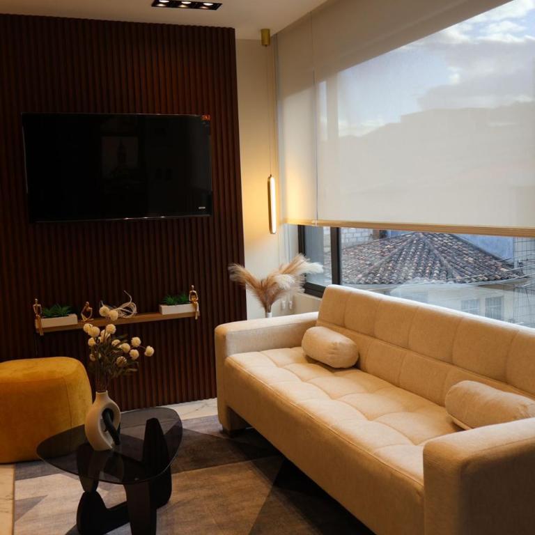 Ramon Luxury Suites - Three-Bedroom Apartment with View - 6