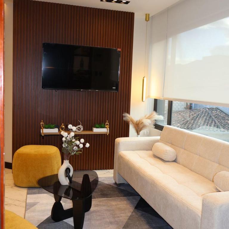 Ramon Luxury Suites - Three-Bedroom Apartment with View - 28