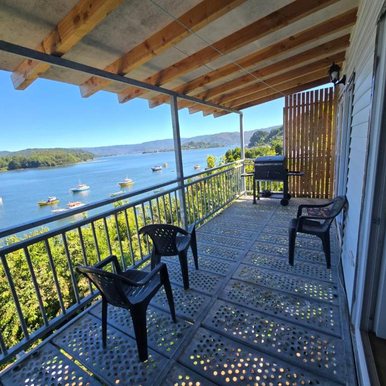 Cabañas con hermosa vista al rio - Three-Bedroom House - 8