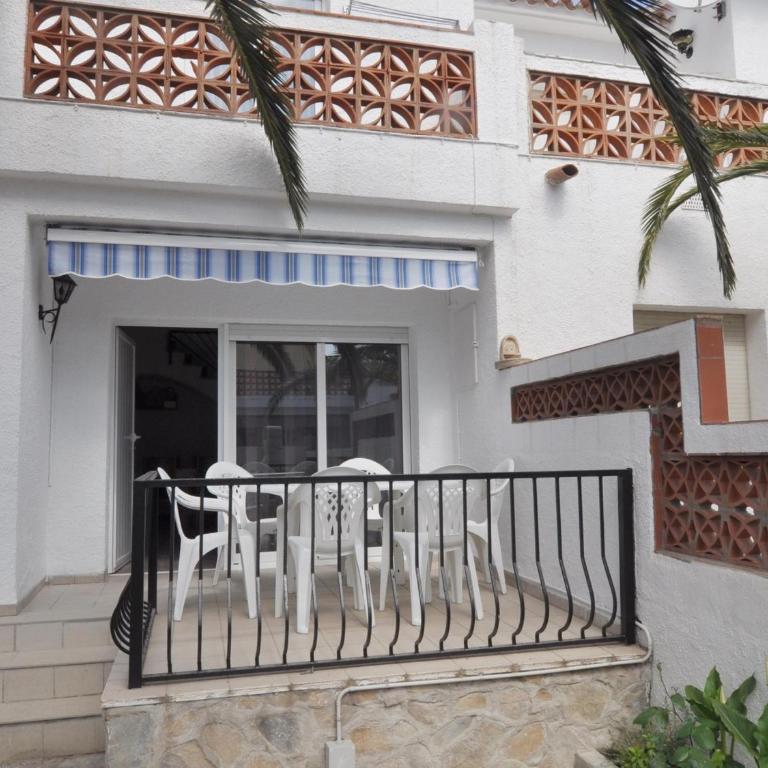 Casa acogedora a 1min de la playa con terraza y parking - HISP-7-10 - Casa - 3