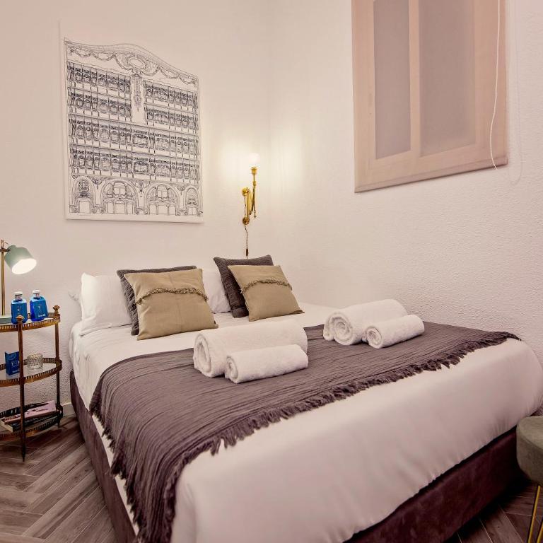 Sweett - Urgell - Three-Bedroom Apartment - 9
