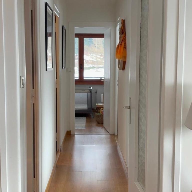 Appartement familial cosy proche centre - Apartment mit 3 Schlafzimmern und Bergblick - 12