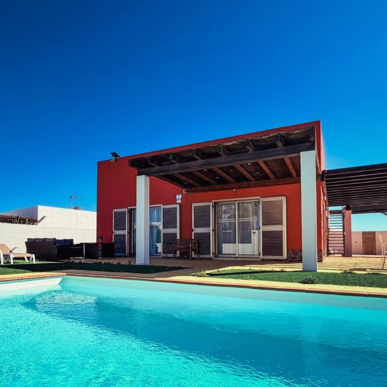 Villa Solara - Three-Bedroom Villa - 1