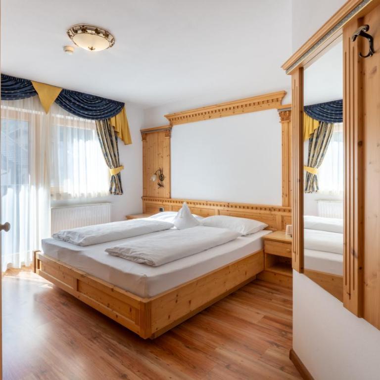Garni Hotel and Apartments Wildbach - Camera Matrimoniale Superior con Balcone - 3