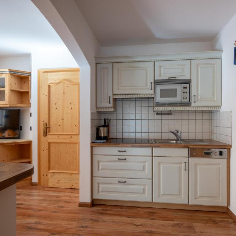 Garni Hotel and Apartments Wildbach - Appartamento con 2 Camere da Letto e Balcone - 3