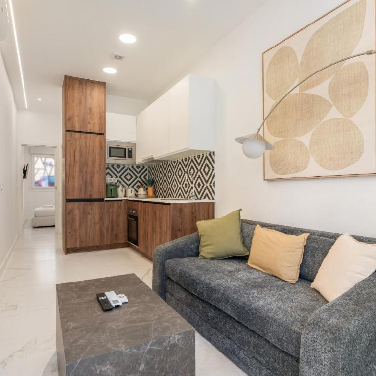Moderno Apartamento Recien Reformado para 4 personas Alquiler Temporal - Apartment - 1