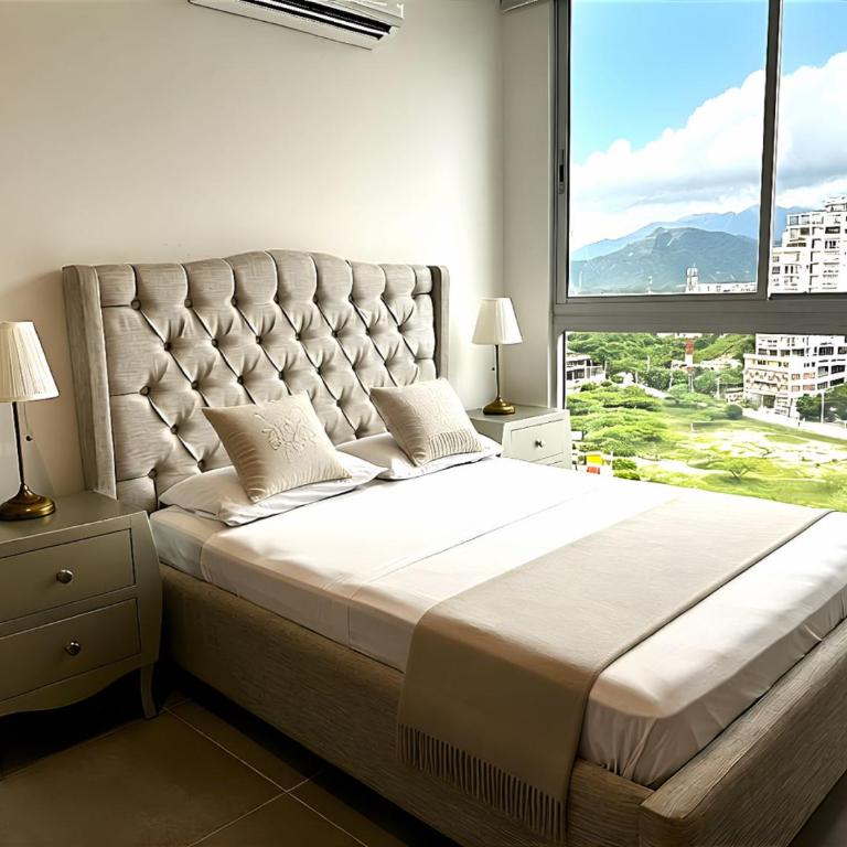 Salguero Sunset Apartments – Near the Sea by SOHO - Three-Bedroom Apartment with Sea View - 2