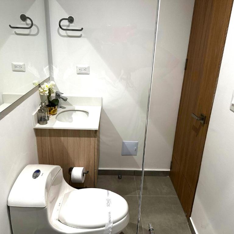 Salguero Sunset Apartments – Near the Sea by SOHO - Three-Bedroom Apartment with Sea View - 11
