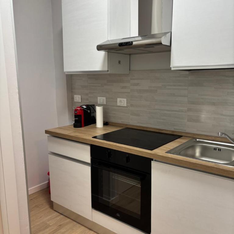 Blue Garda Apartment - One-Bedroom Apartment - 12
