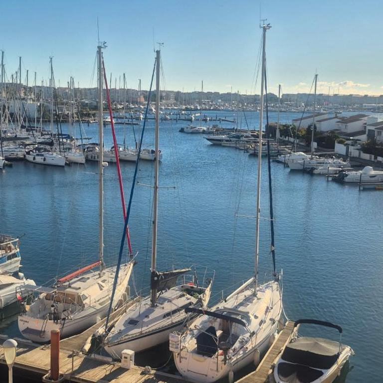 Le Matago A36, Superbe T2 avec vue sur le Port, parking, piscine, clim - Appartamento con 1 Camera da Letto - 22