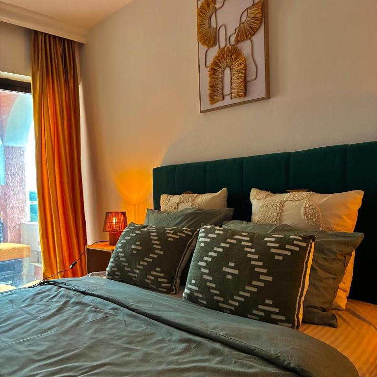 Mango - Two-Bedroom Apartment - 12