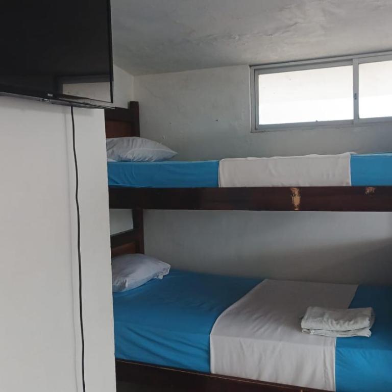 Hostal Tamara - Family Room - 1