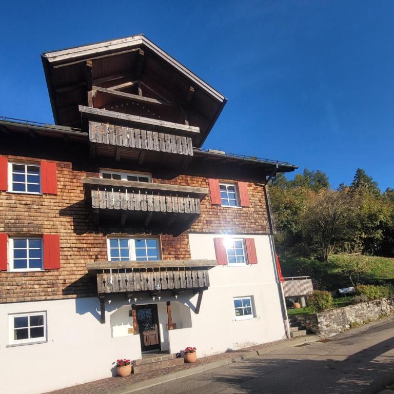 Summit7 - Ferienwohnungen Sonthofen im Allgäu - Apartment mit 1 Schlafzimmer, Balkon und Bergblick - 1