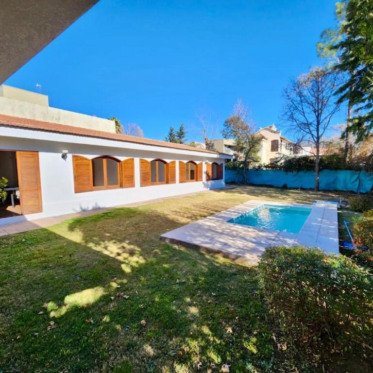 Estancia Bogotá - Six-Bedroom House - 2