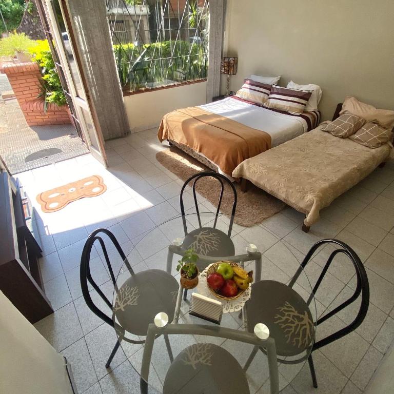 Apartamento en zona centro de Asunción - tranquilo y con acceso directo - Two-Bedroom Apartment - 5