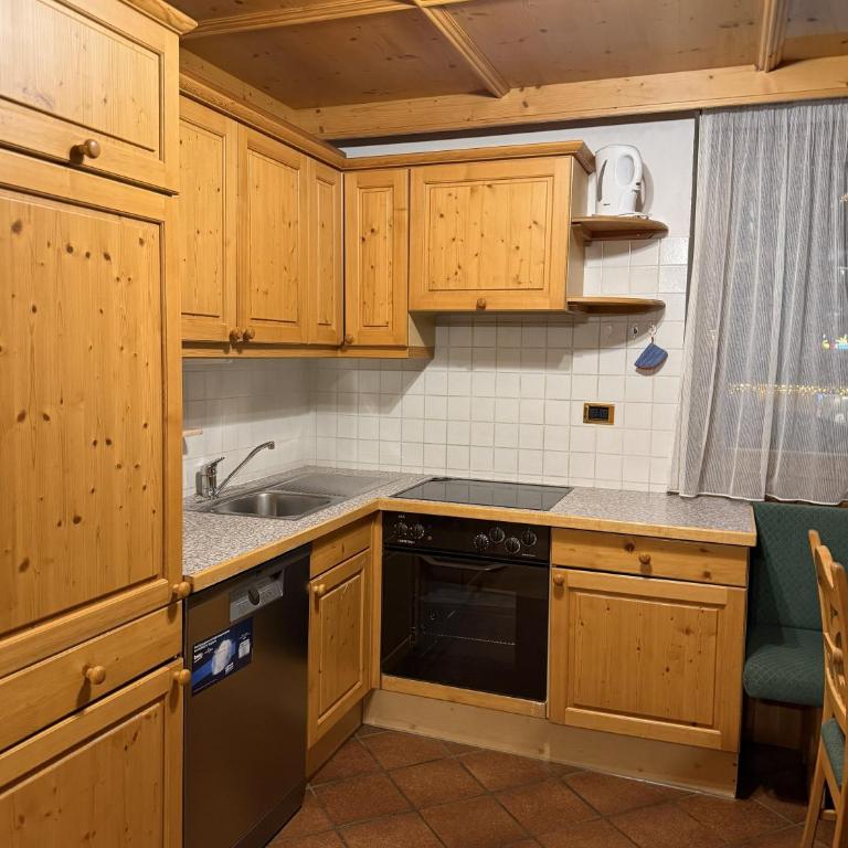 Campiglio Trilocale Dolomiti - Appartamento con 2 Camere da Letto - 7