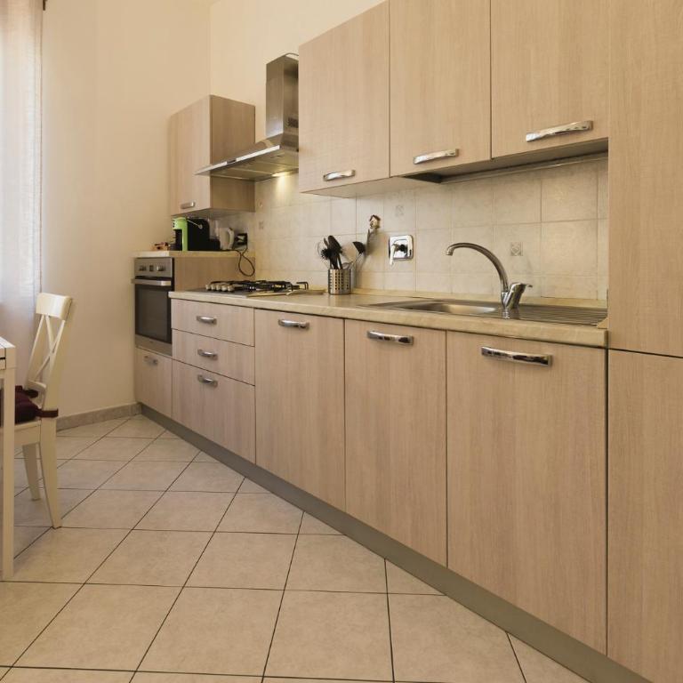 Laura's Home - Appartamento con 2 Camere da Letto - 4