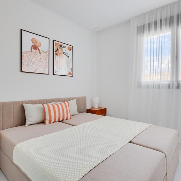 Sea view, 30th floor, Garage, heated pool, AC - Apartamento de 2 dormitorios - 40