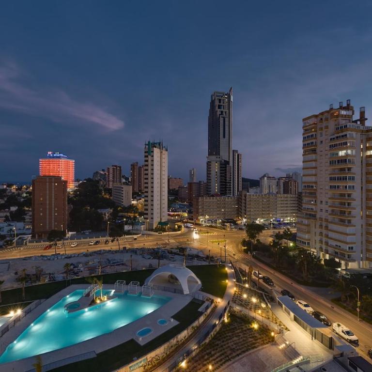Sea view, 30th floor, Garage, heated pool, AC - Apartamento de 2 dormitorios - 60