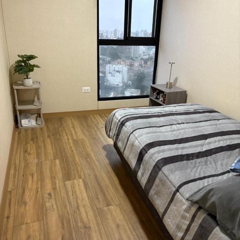 Salaverry Luxury Apartment - Three-Bedroom Deluxe Apartment - 25