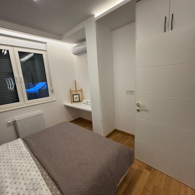 Apartman ROYAL021 NS - One-Bedroom Apartment - 6
