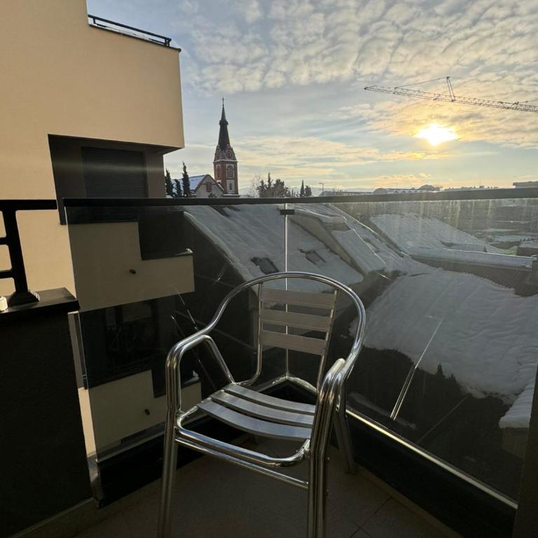 Apartman ROYAL021 NS - One-Bedroom Apartment - 8