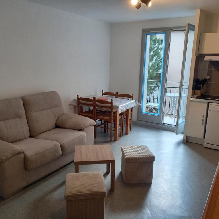 Appartement T3 classé 2 étoiles en hypercentre avec parking privé à Luchon - Apartment mit 2 Schlafzimmern - 11