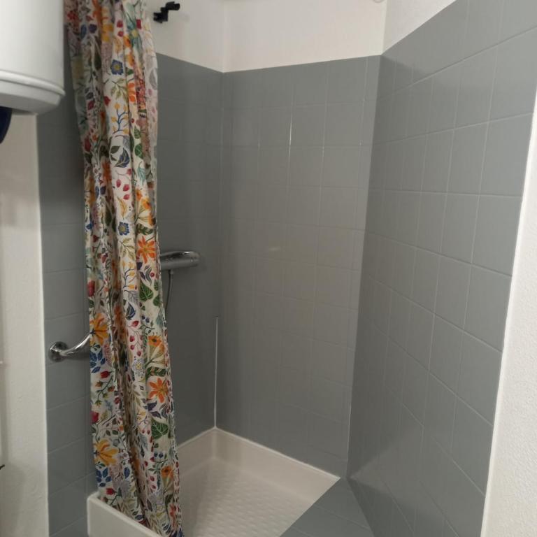 Appartement T3 classé 2 étoiles en hypercentre avec parking privé à Luchon - Apartment mit 2 Schlafzimmern - 18