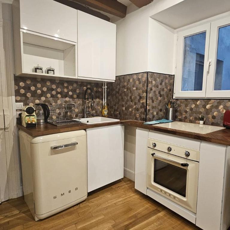 MAGNIFIQUE LOFT ! MODERNE & PARISIEN QUARTIER EMILIE In PARIS ! NOTRE-DAME & PANTHEON ! - Appartement 1 Chambre - 28