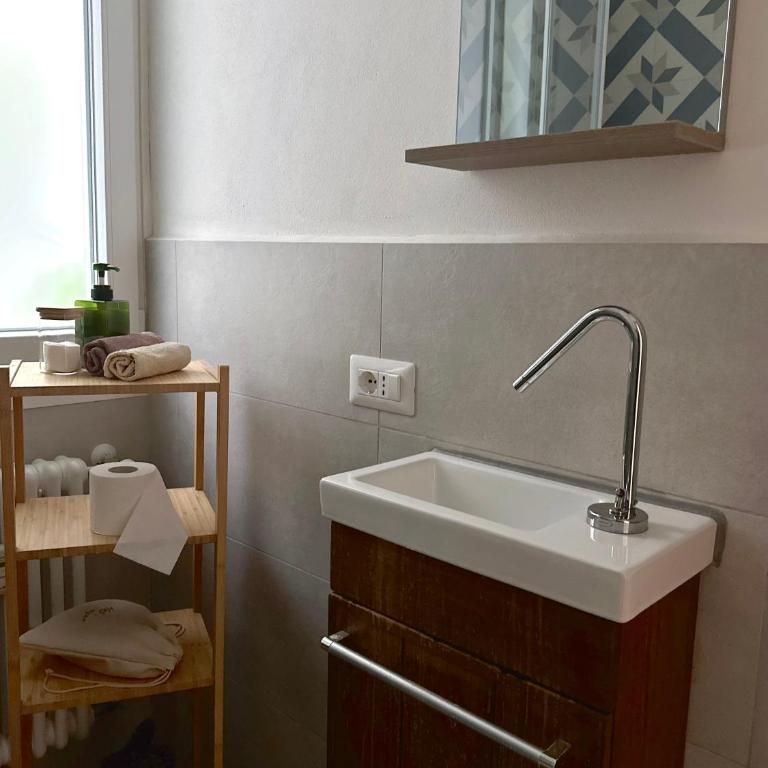Casa Ling -AC - parking-2Bathrooms - Appartamento con 2 Camere da Letto - 13