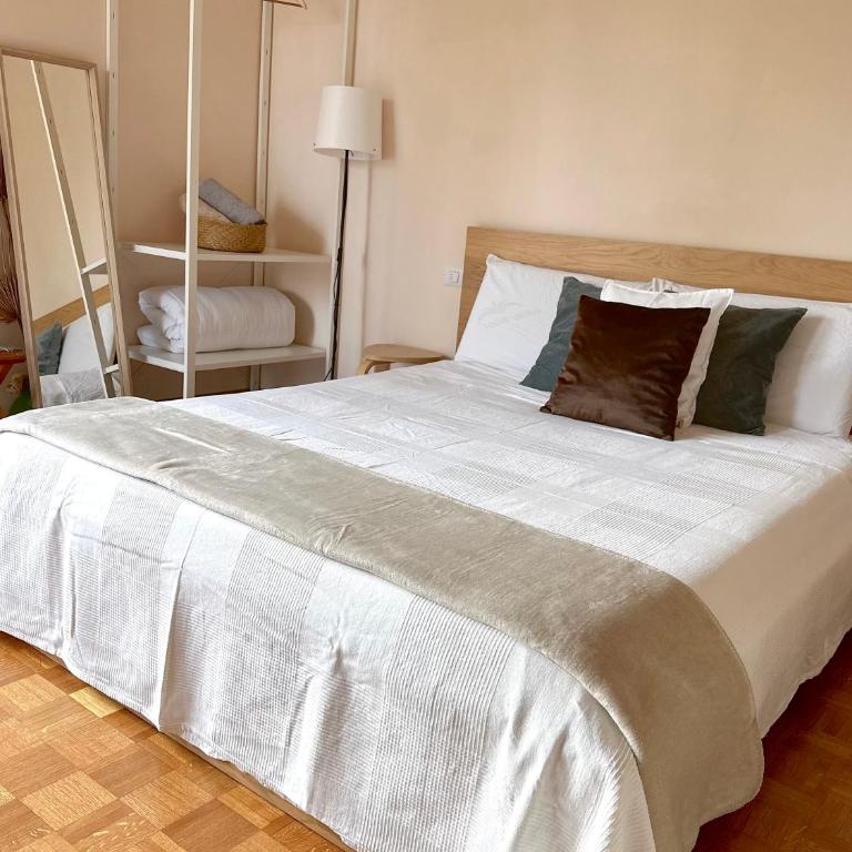 Casa Ling -AC - parking-2Bathrooms - Appartamento con 2 Camere da Letto - 4