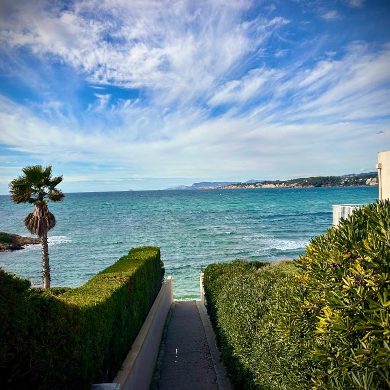 Bel appartement à 2 min de la plage à Six-Fours-les-Plages - Apartment - 24