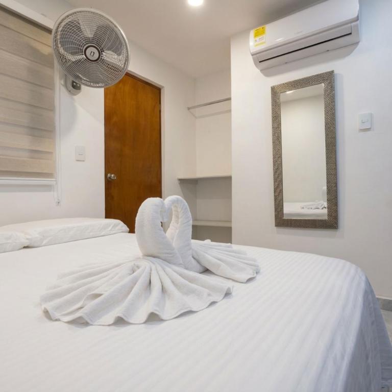 Hotel Getsemaní Central - Double Room with Private Bathroom - 2